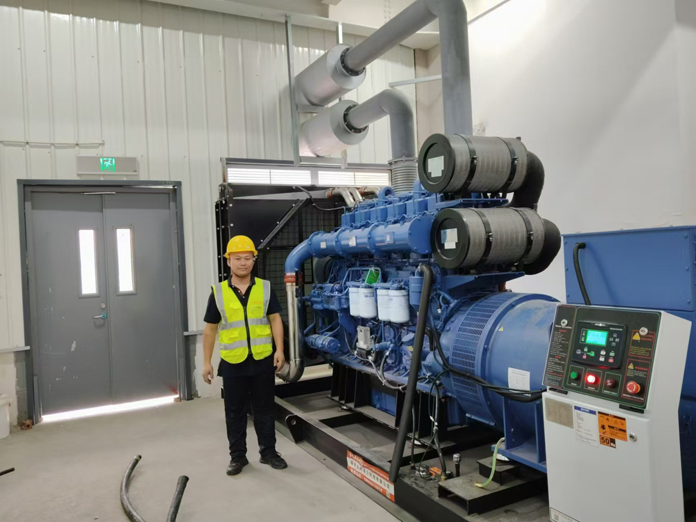 柴油發(fā)電機(jī)組b3b9e1.jpg